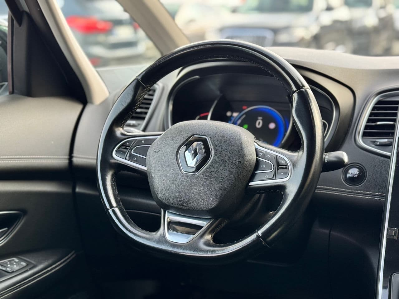 2017 Renault Grand Scenic — Miniatură 11
