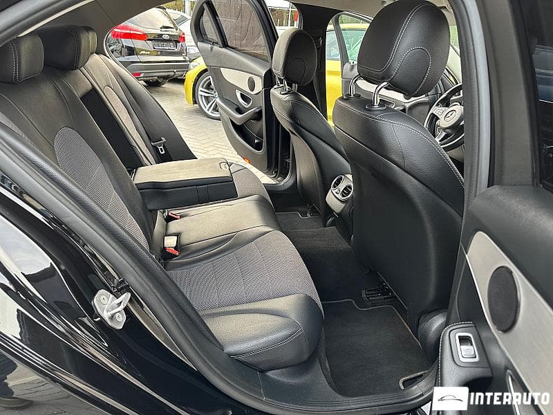 2017 Mercedes C 220 — Miniatură 16