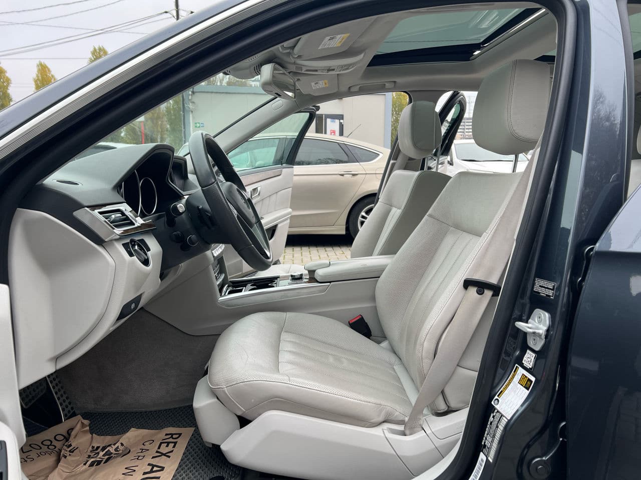 2015 Mercedes E 250 — Miniatură 7