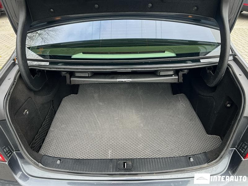 2015 Mercedes E 250 — Miniatură 25