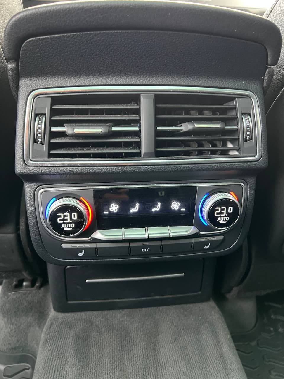 2015 Audi Q7 — Miniatură 20