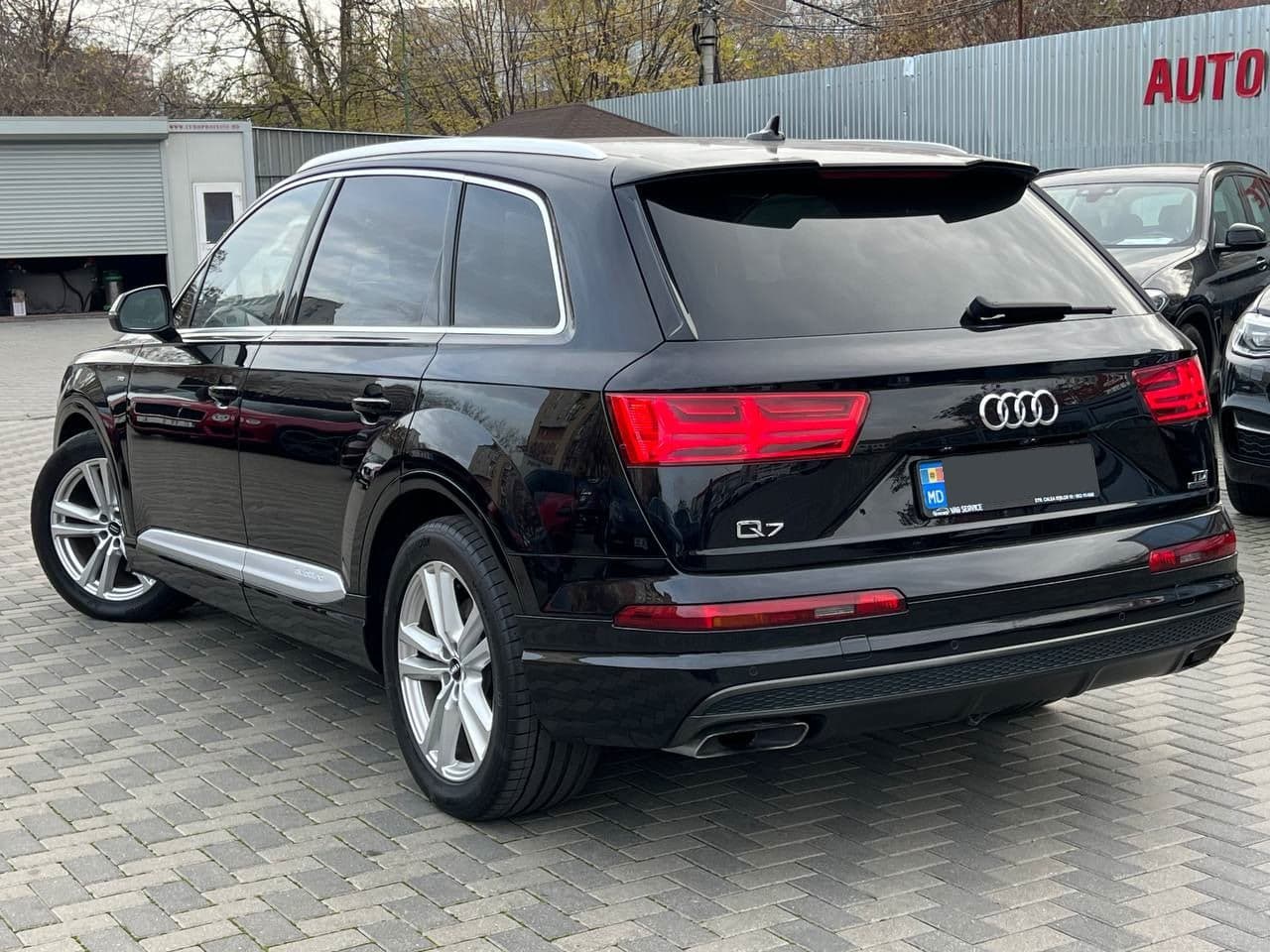 2015 Audi Q7 — Miniatură 2