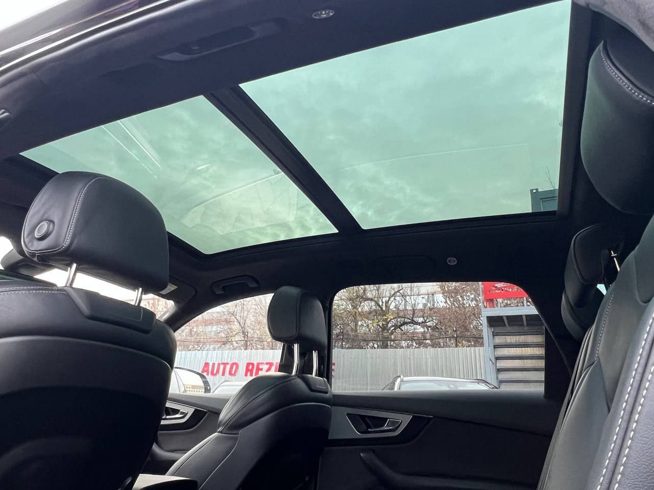 2015 Audi Q7 — Miniatură 18