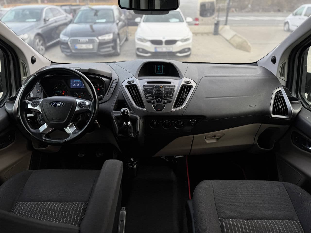 2015 Ford Transit — Miniatură 6