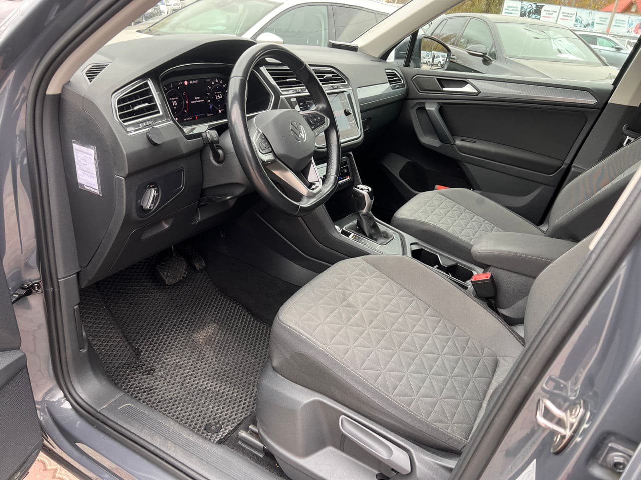 2022 Volkswagen Tiguan — Miniatură 6