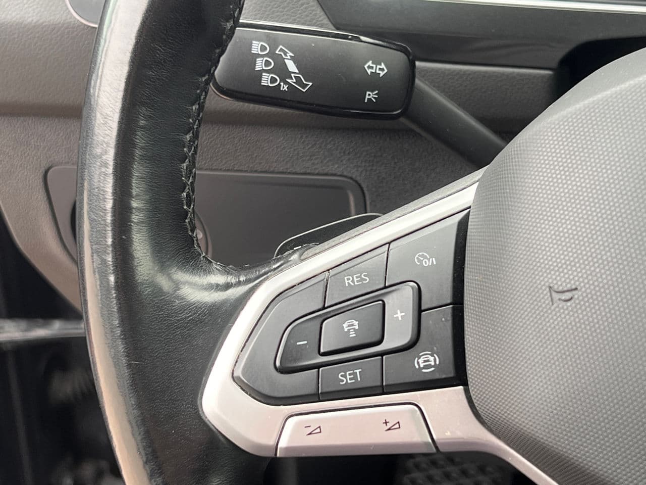 2022 Volkswagen Tiguan — Miniatură 10
