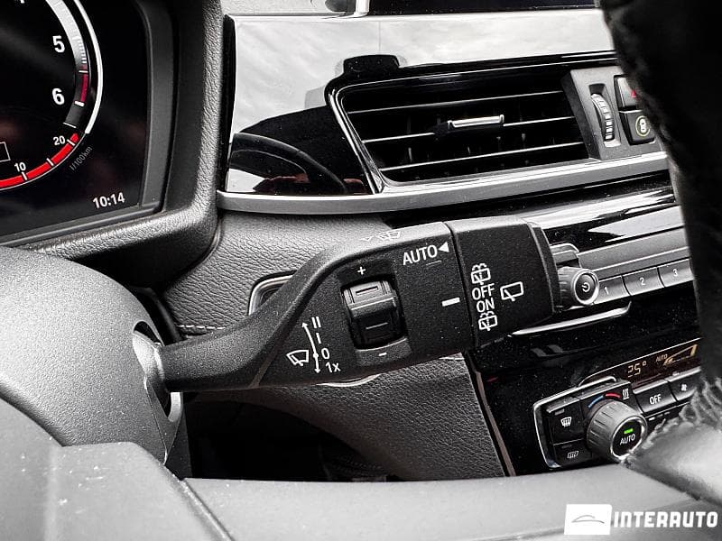 BMW X1 1.8D 2019 — Миниатюра 16