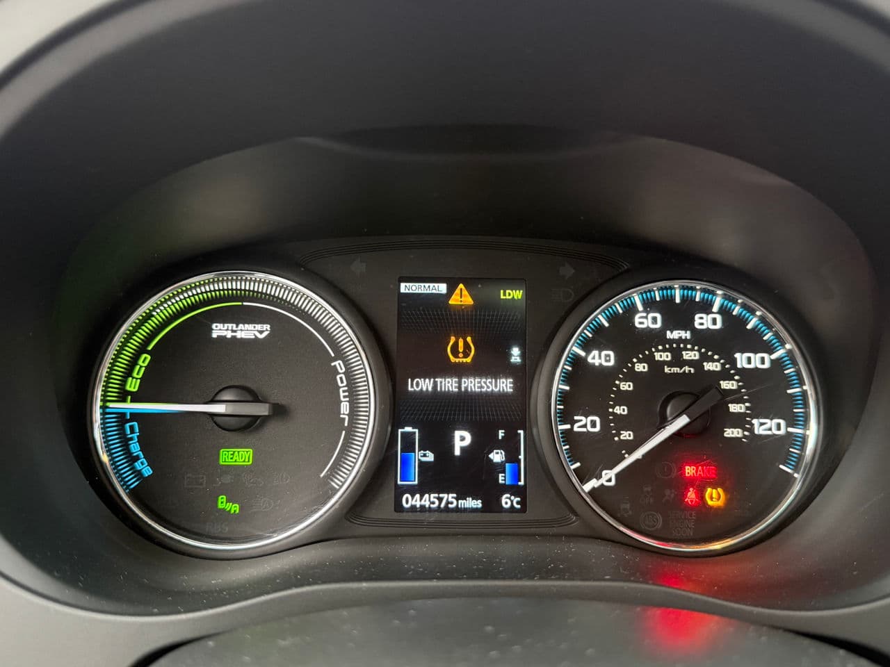 Mitsubishi Outlander 2018 — Миниатюра 8