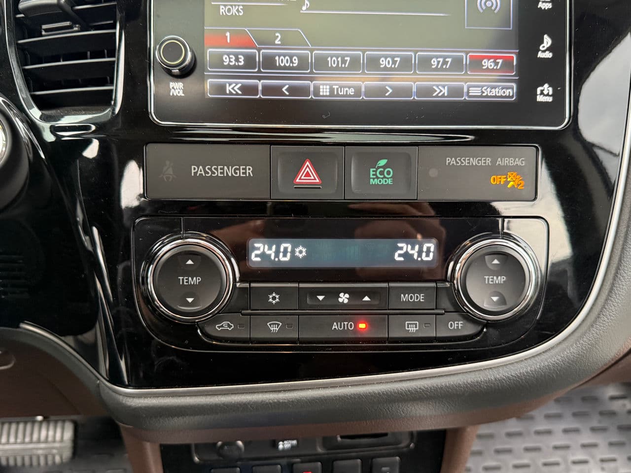 Mitsubishi Outlander 2018 — Миниатюра 11