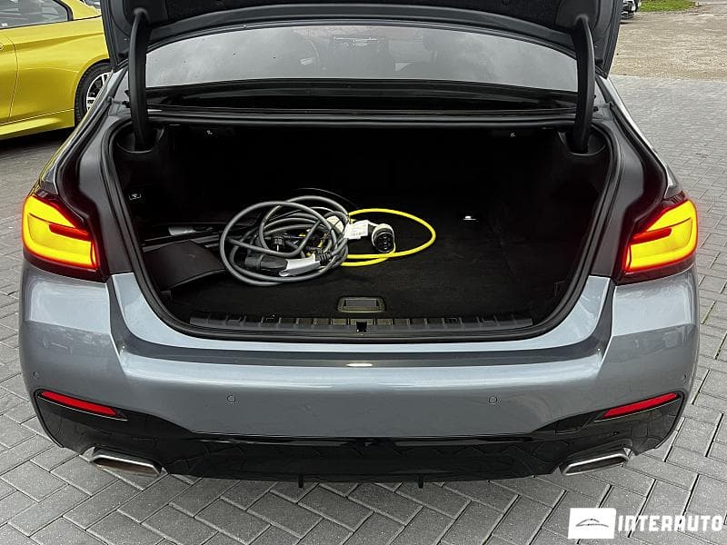 BMW 530e 2022 — Миниатюра 21