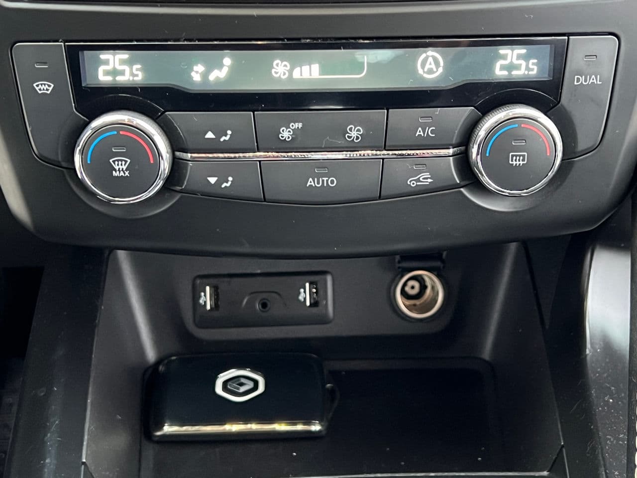 2017 Renault Kadjar — Miniatură 10