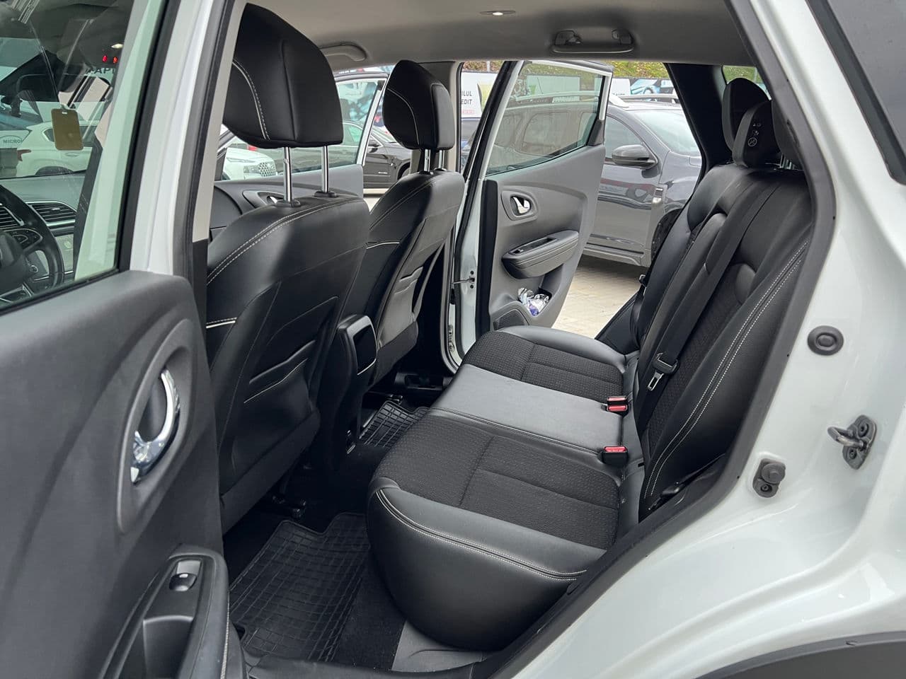 2017 Renault Kadjar — Miniatură 13
