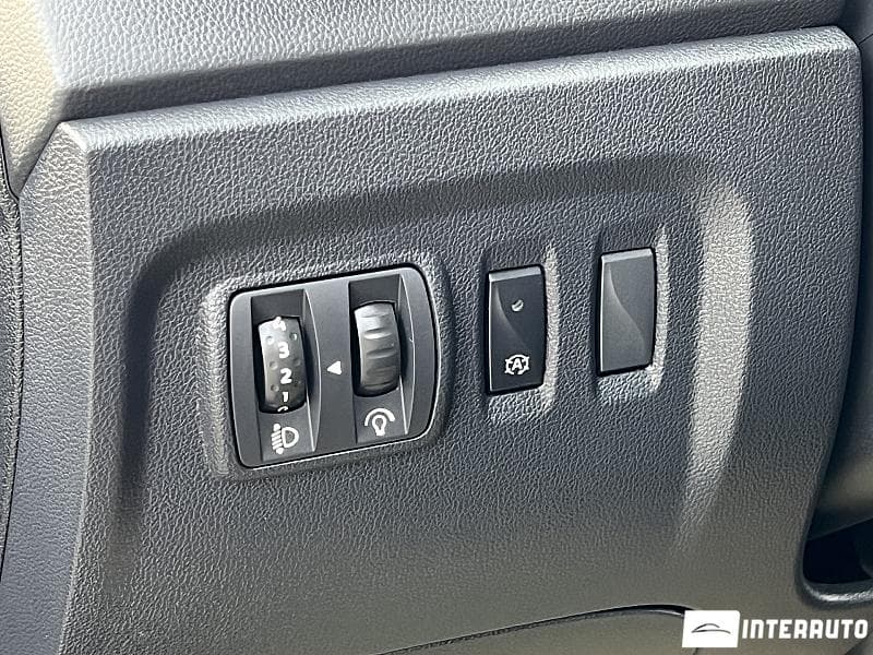 2018 Renault Captur — Miniatură 18