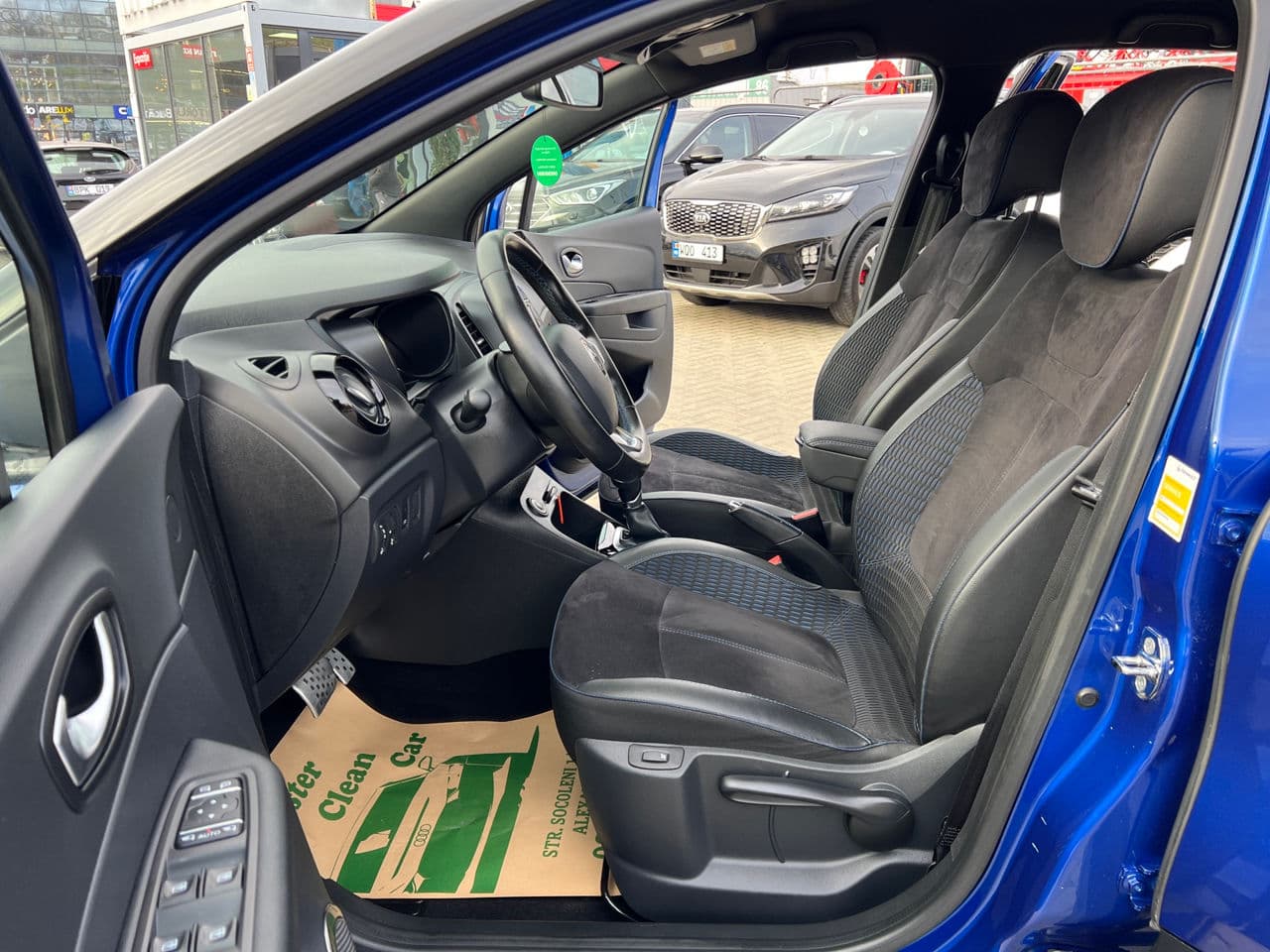 2018 Renault Captur — Miniatură 5
