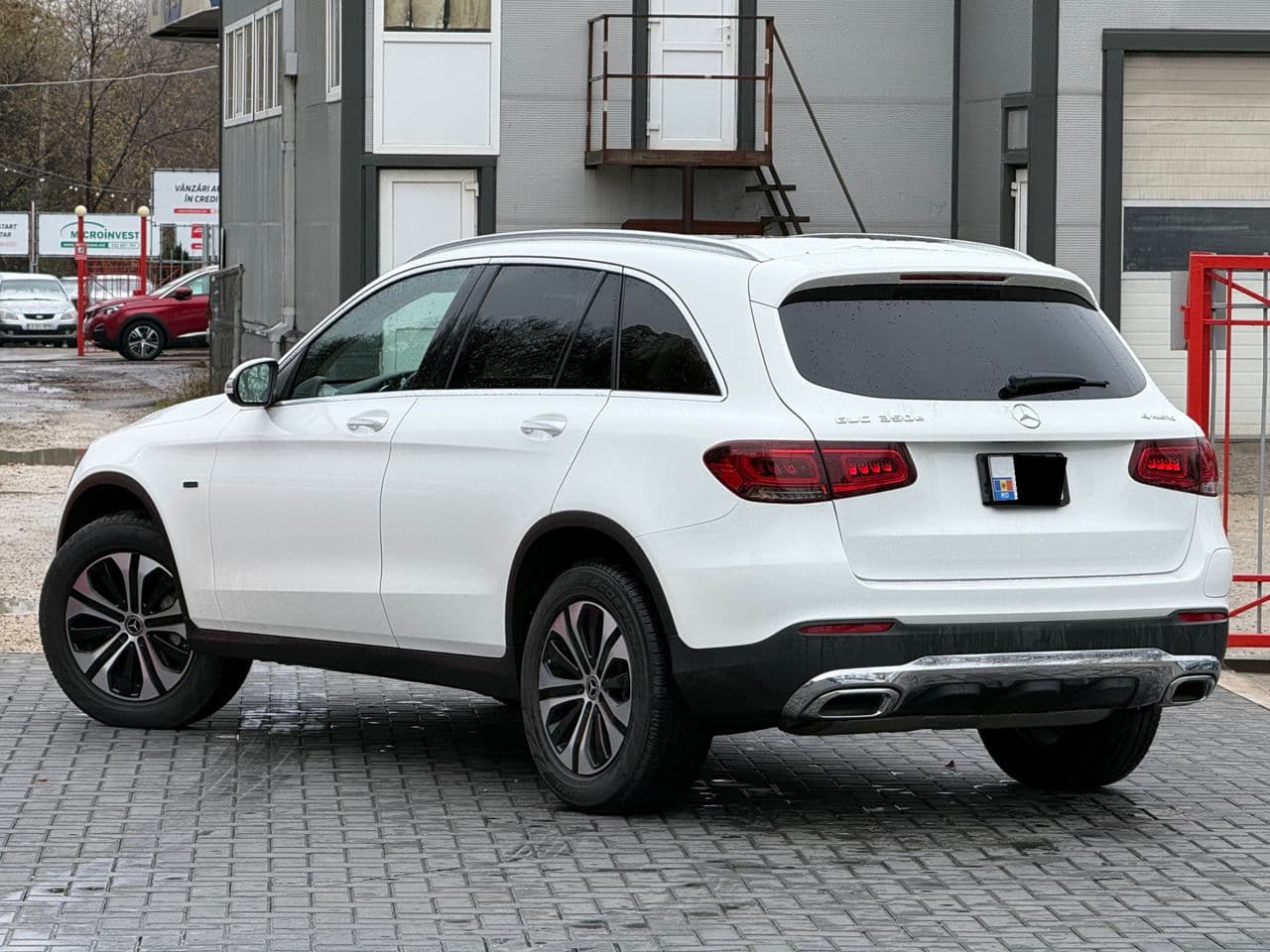 2019 Mercedes GLC 350e — Miniatură 2