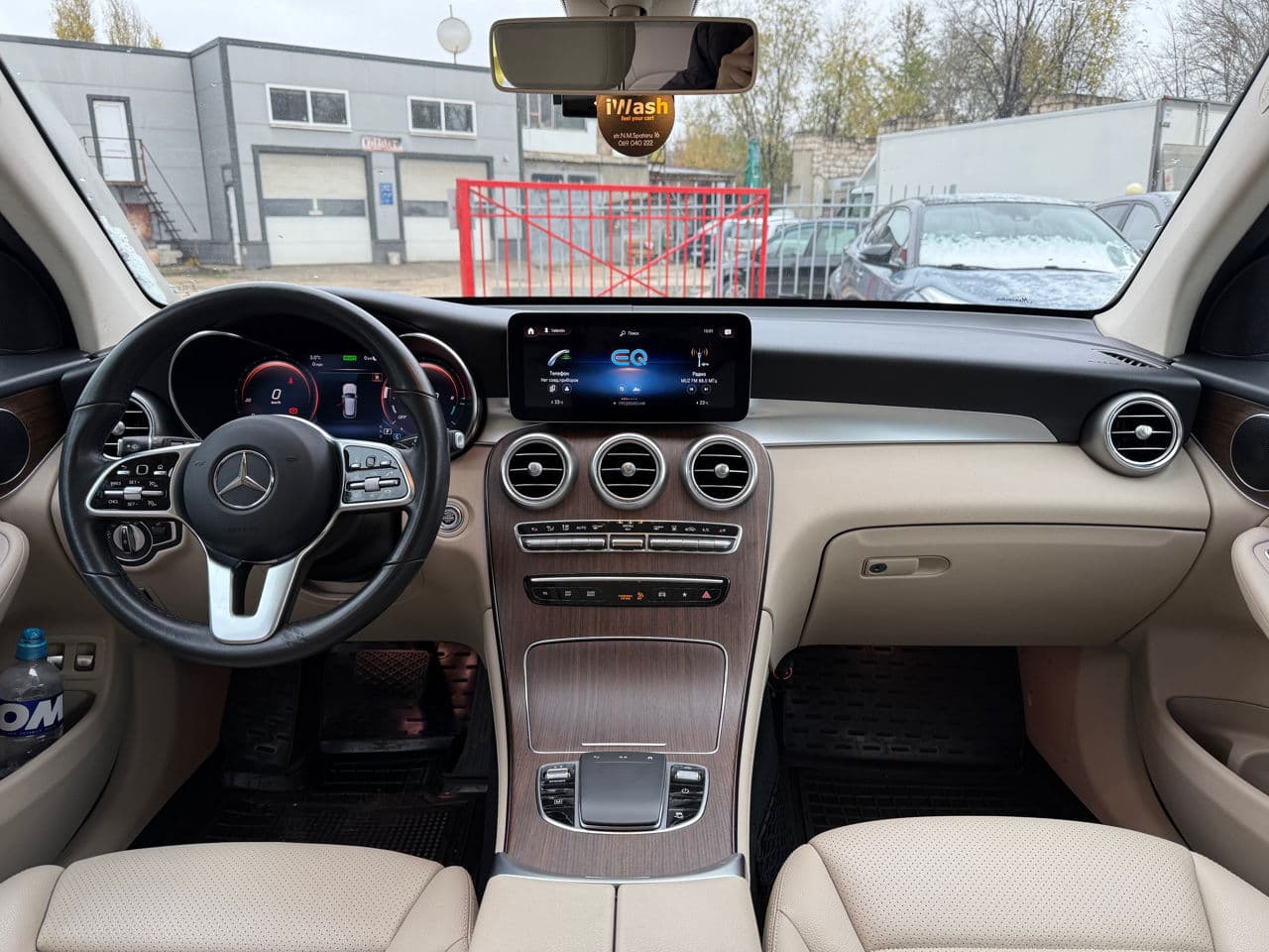 2019 Mercedes GLC 350e — Miniatură 8
