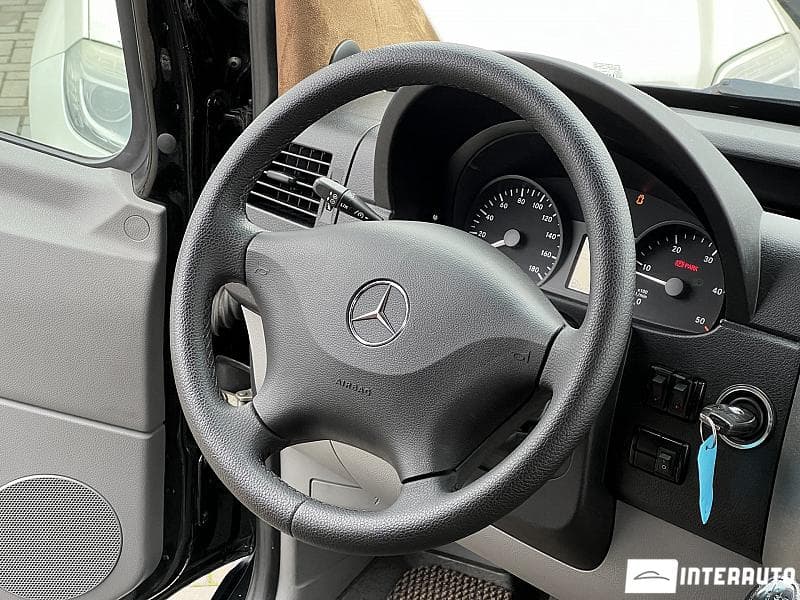 Mercedes Sprinter 2009 — Миниатюра 7