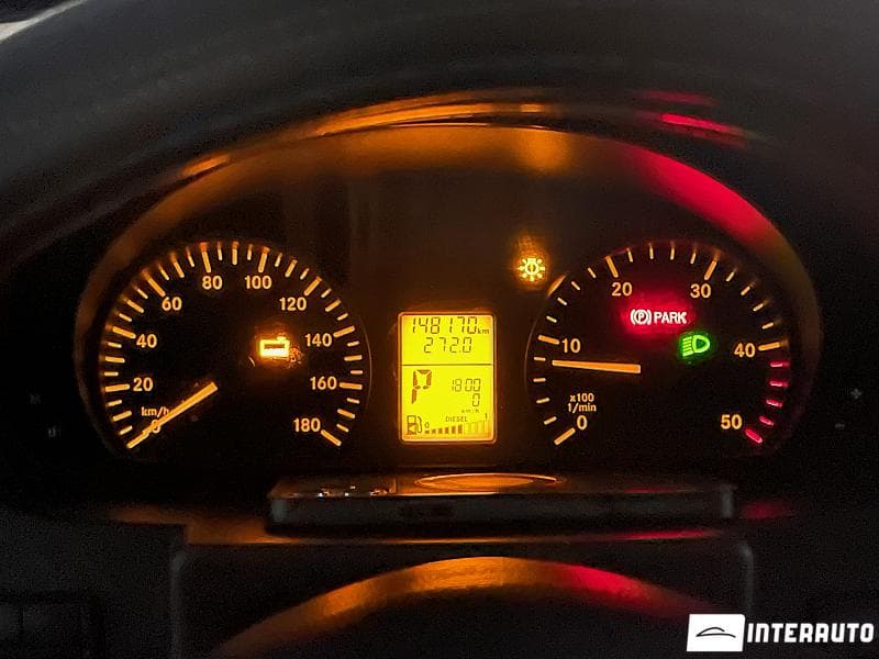 2011 Mercedes Sprinter — Miniatură 7