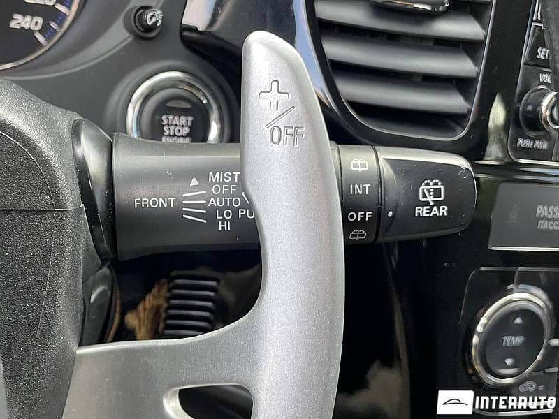 2017 Mitsubishi Outlander — Miniatură 12