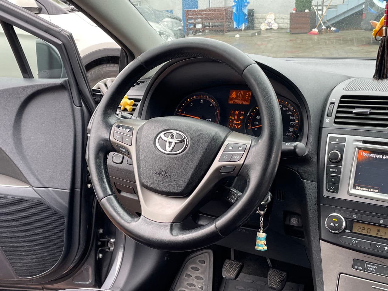 2009 Toyota Avensis — Miniatură 9