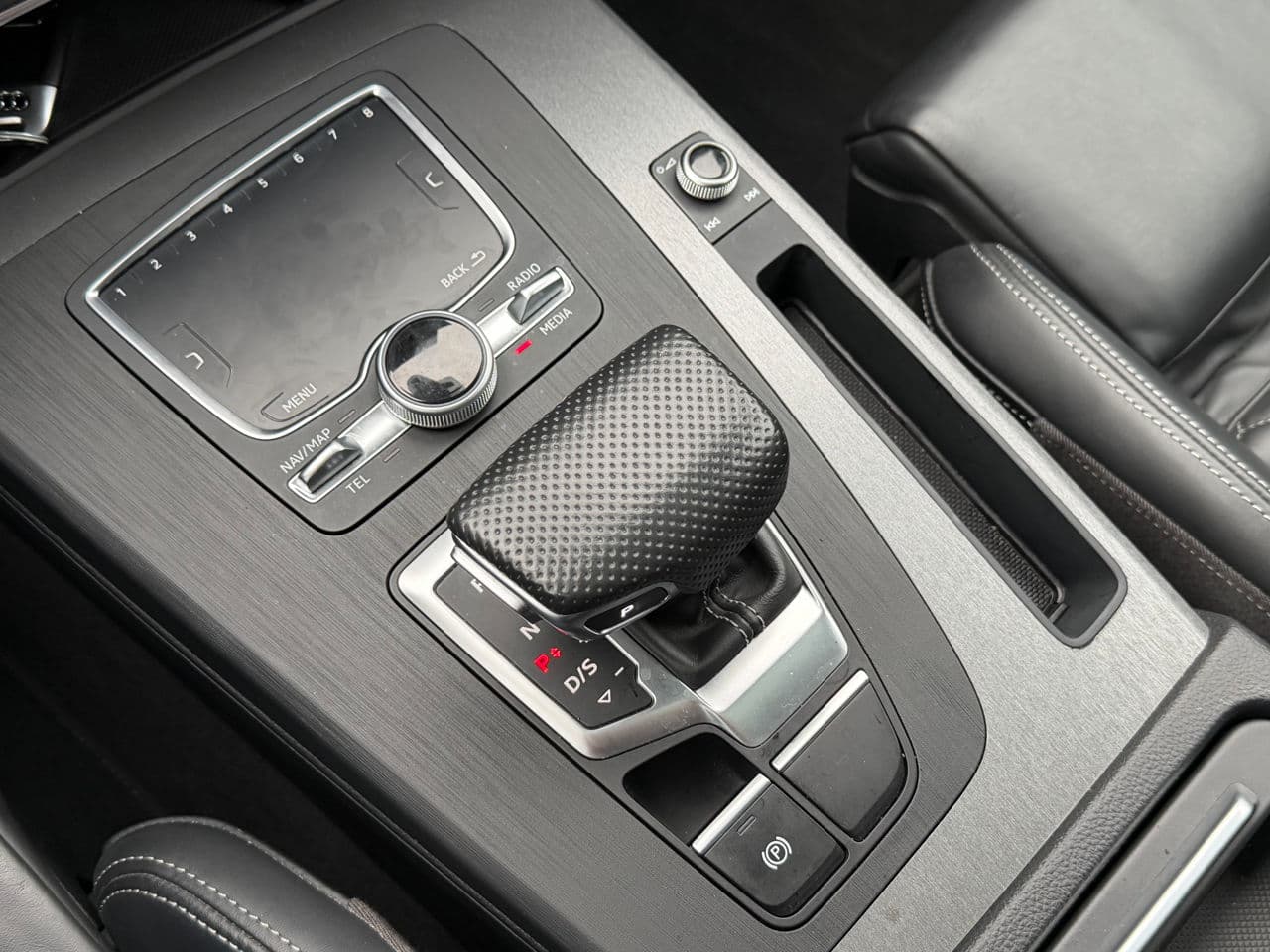 2020 Audi Q5 — Miniatură 15