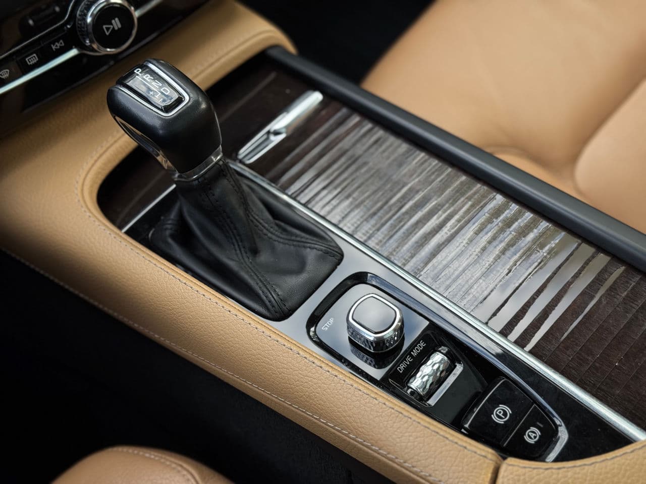 Volvo XC 90 2016 — Миниатюра 18