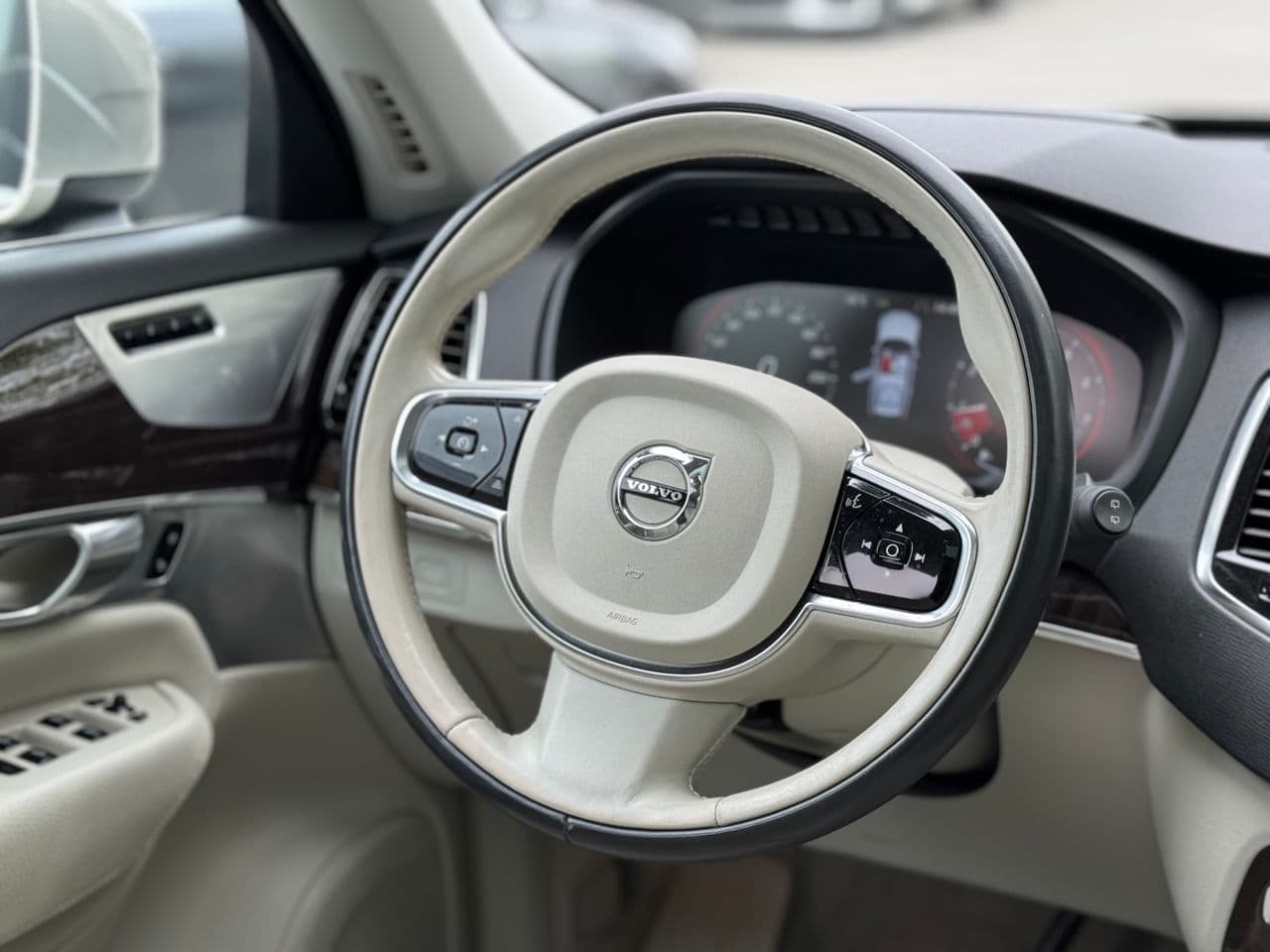 Volvo XC 90 2016 — Миниатюра 14
