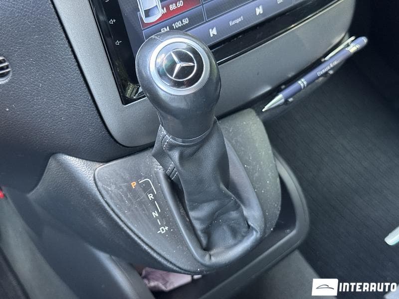 2013 Mercedes Viano — Miniatură 13