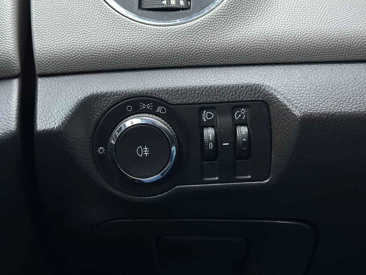 2014 Chevrolet Cruze — Miniatură 8