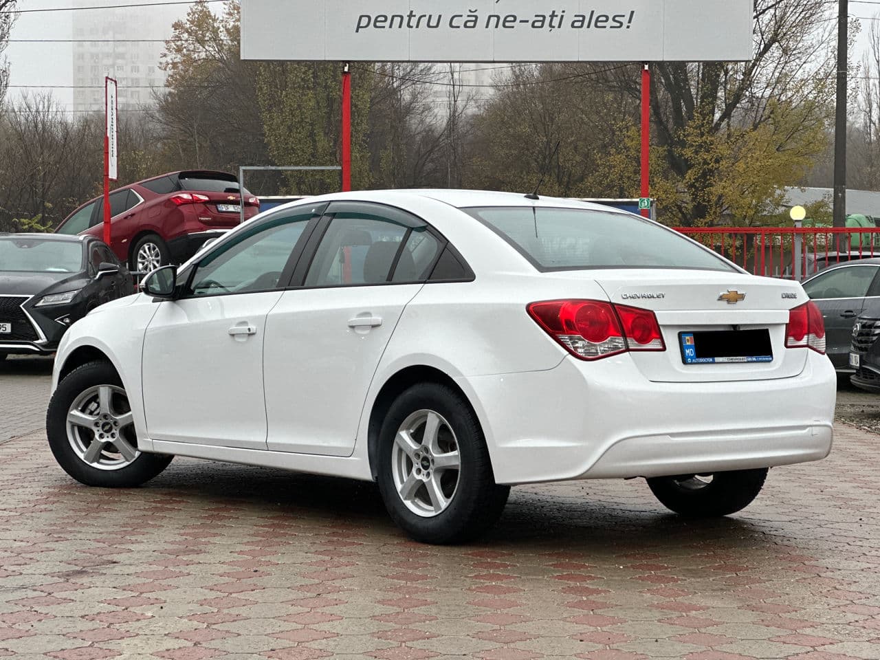 2014 Chevrolet Cruze — Miniatură 2