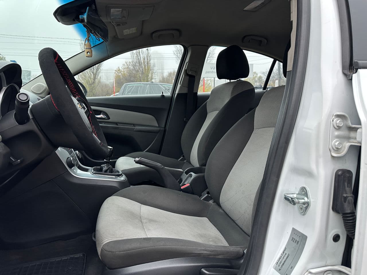 2014 Chevrolet Cruze — Miniatură 5