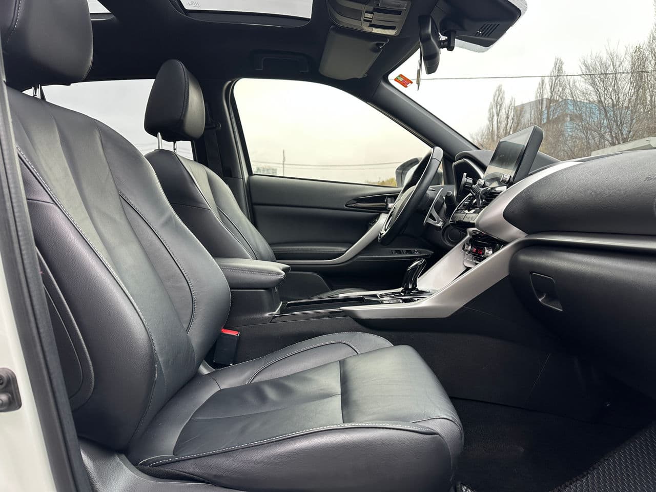2022 Mitsubishi Eclipse Cross — Miniatură 16