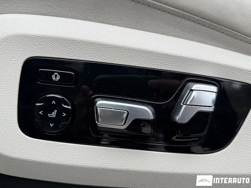 BMW X7 3.0d 2019 — Миниатюра 19