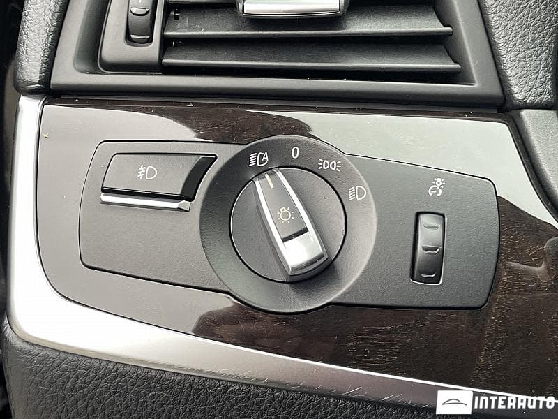 BMW 528 2016 — Миниатюра 8