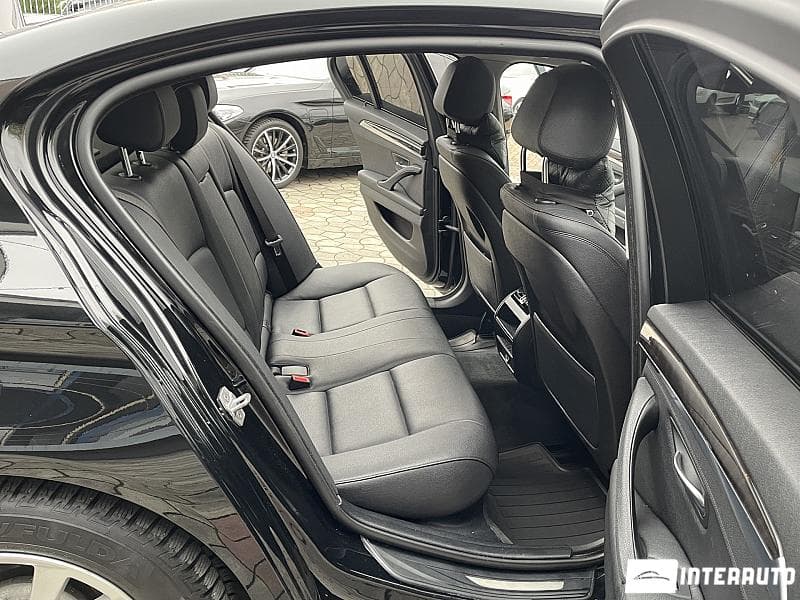 BMW 528 2016 — Миниатюра 18