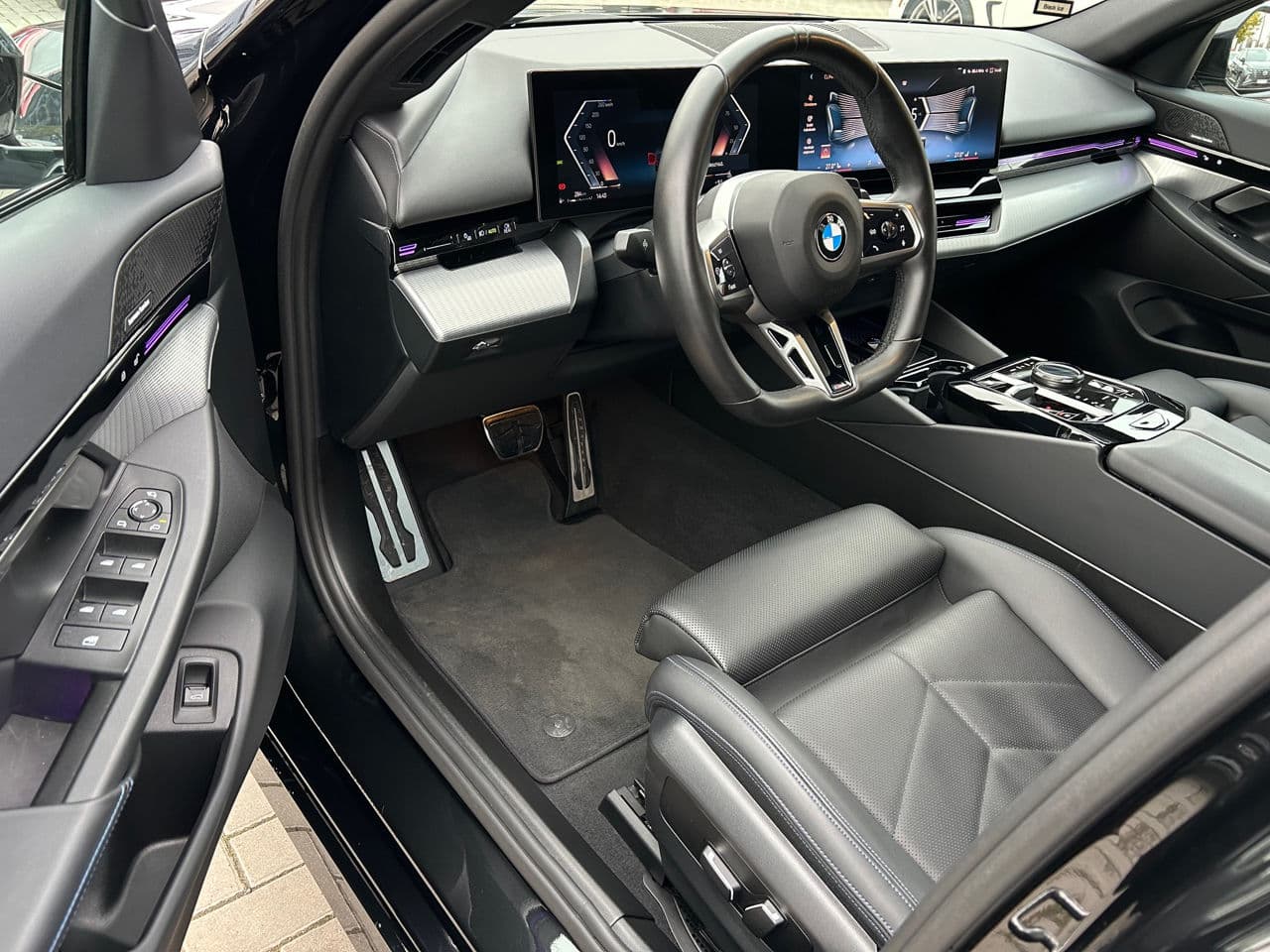 2023 BMW 520 — Miniatură 6