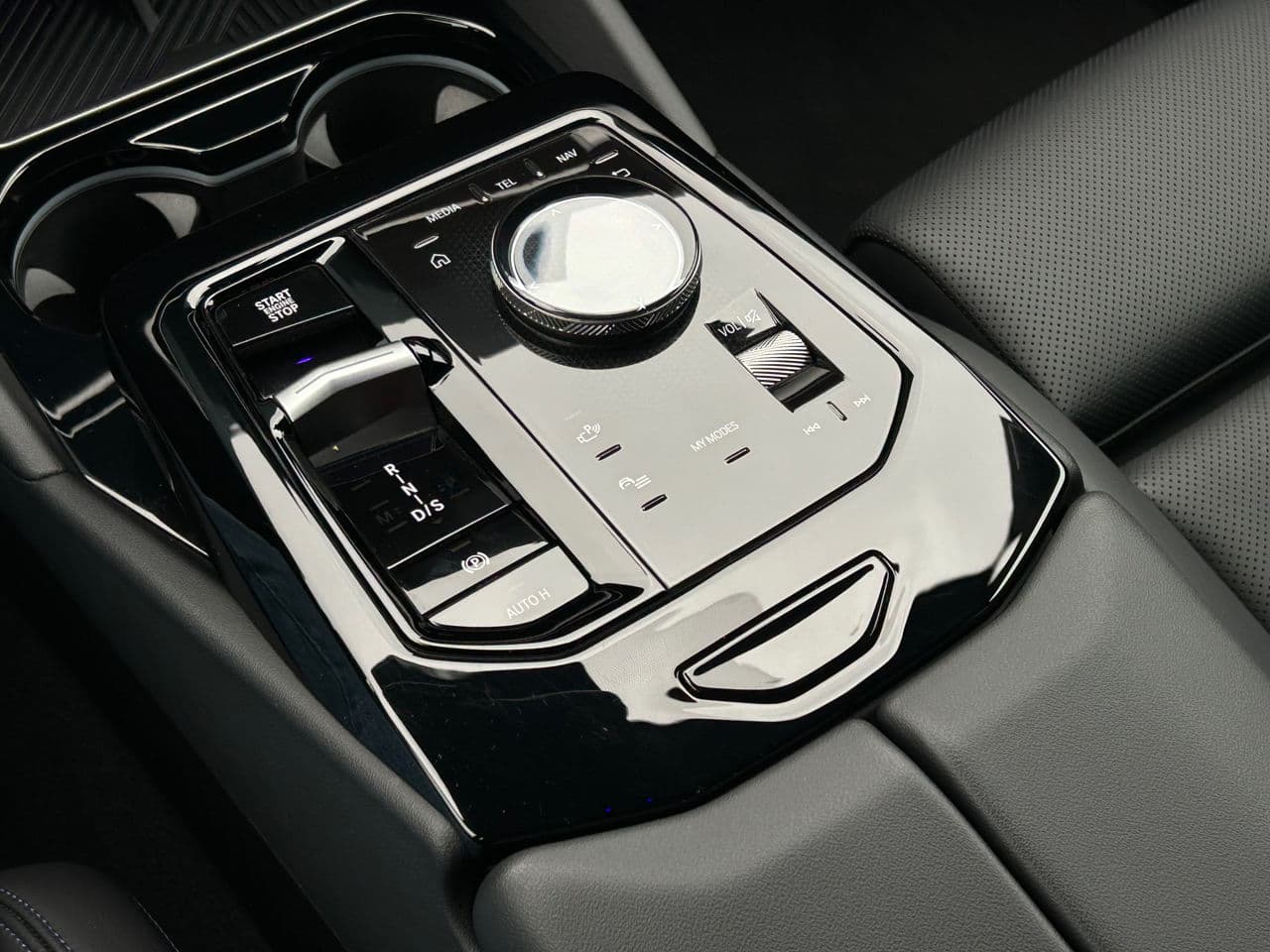 2023 BMW 520 — Miniatură 17