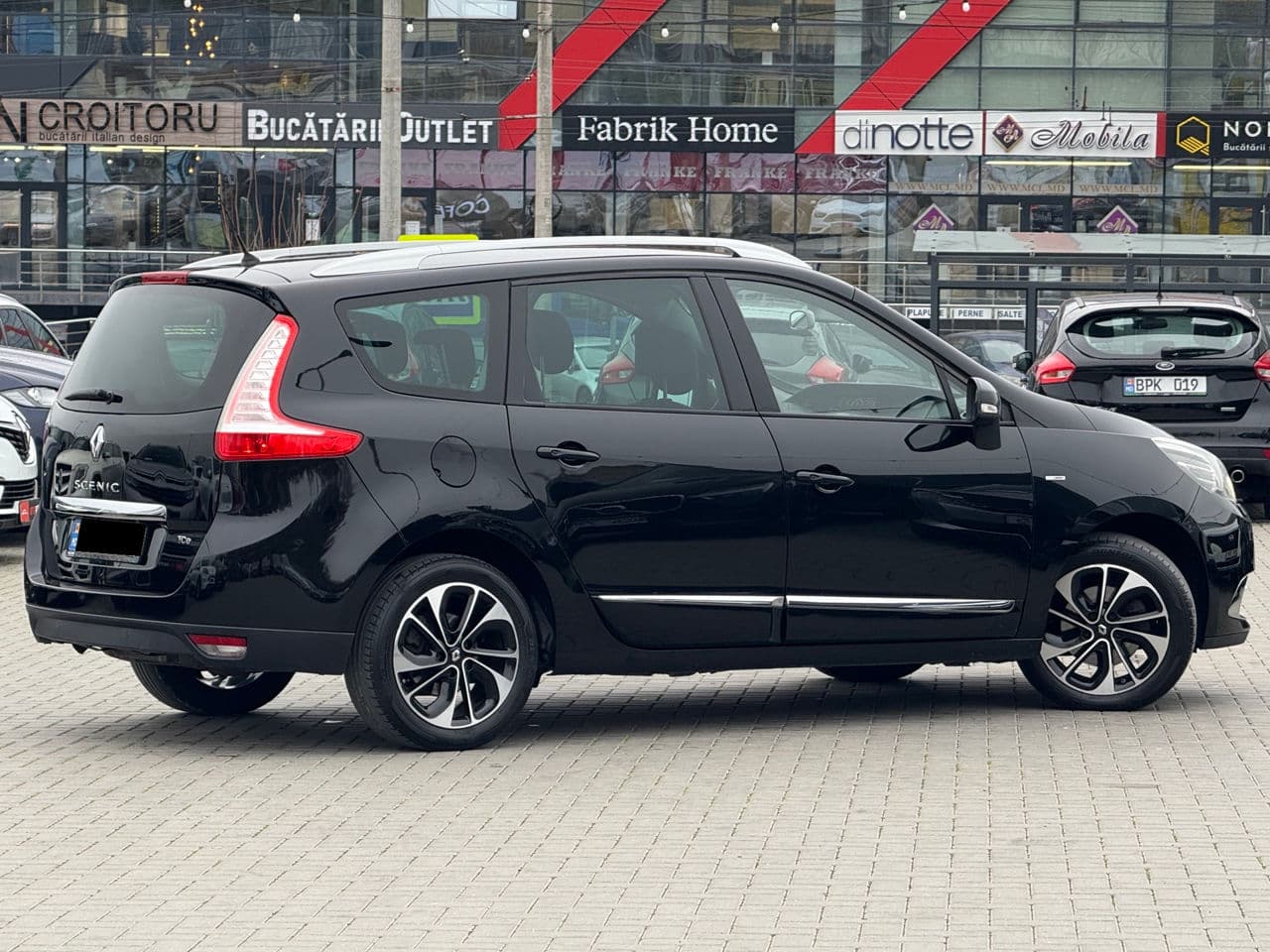 2015 Renault Grand Scenic — Miniatură 3