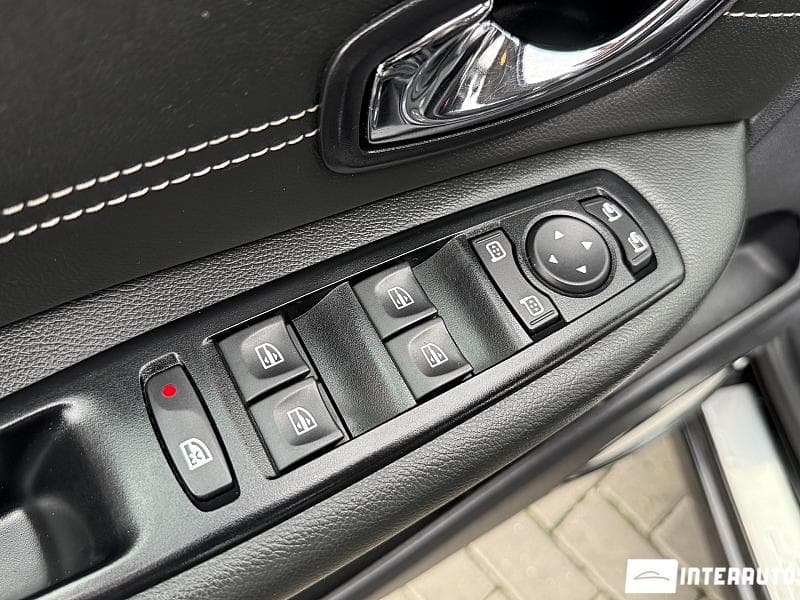 2015 Renault Grand Scenic — Miniatură 19