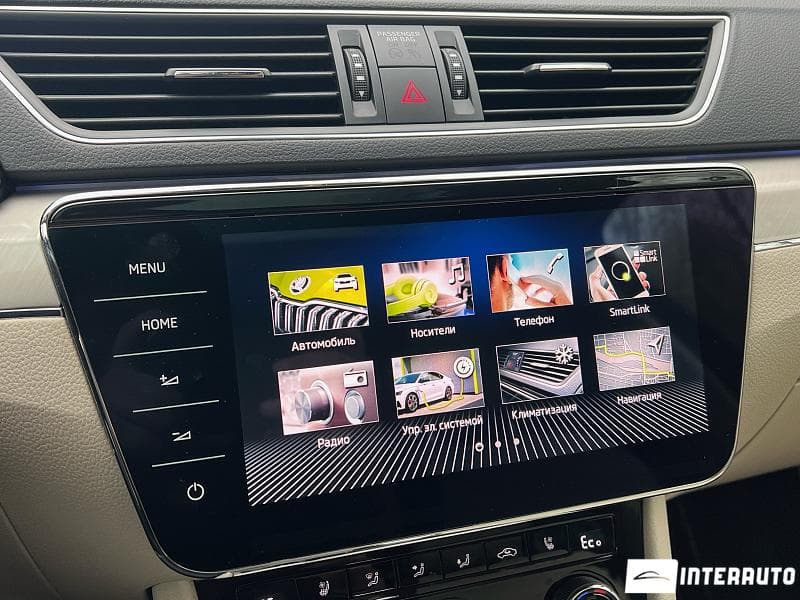 2020 Skoda Superb — Miniatură 15