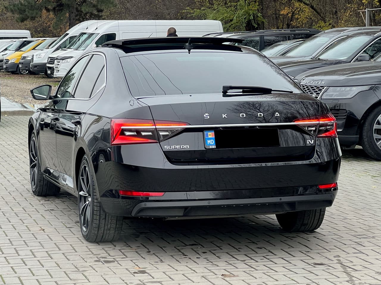 2020 Skoda Superb — Miniatură 4