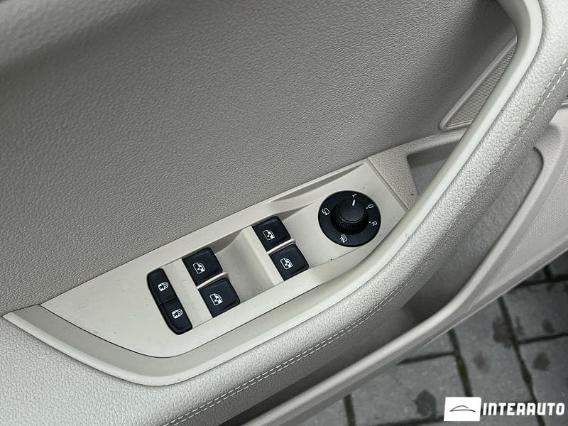 2020 Skoda Superb — Miniatură 7
