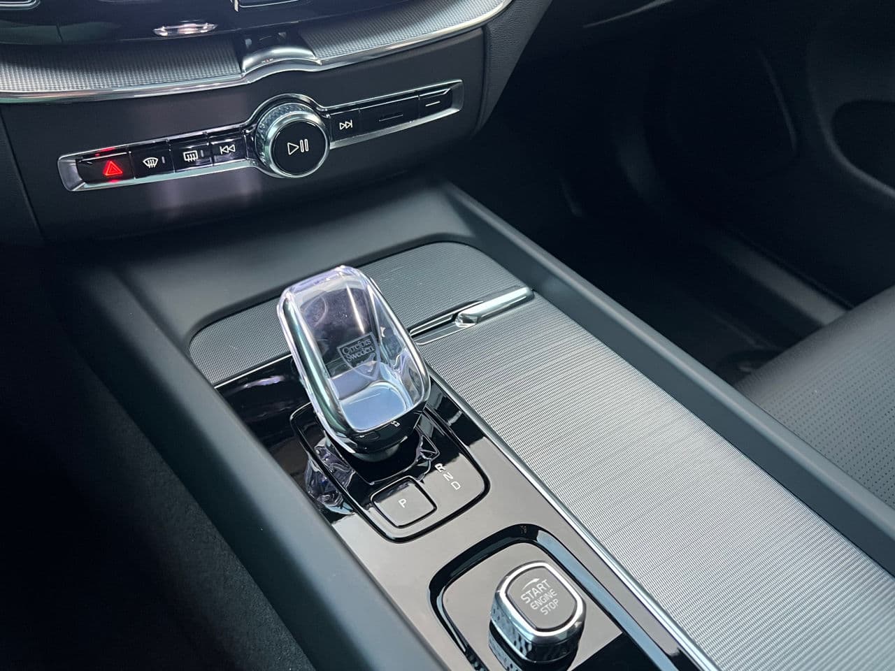 Volvo XC 60 2024 — Миниатюра 13