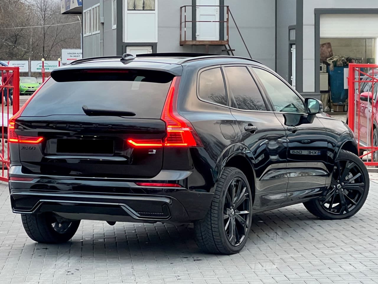 Volvo XC 60 2024 — Миниатюра 3