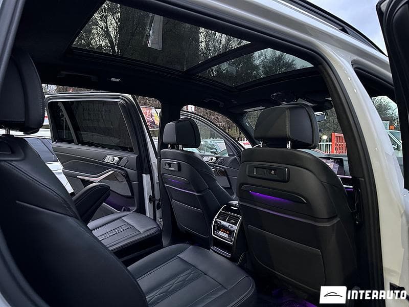 2020 BMW X7 4.0i — Miniatură 18