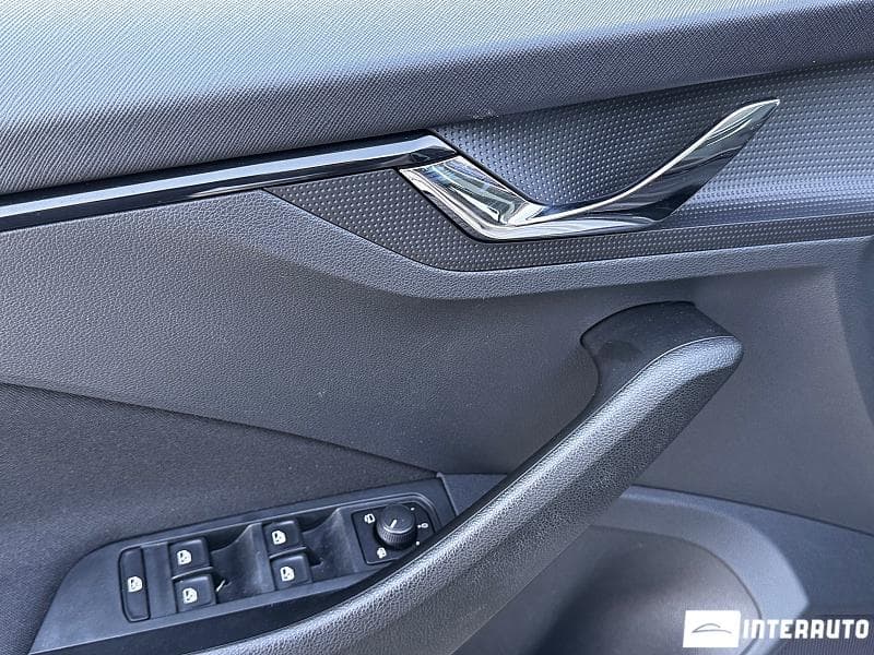 2021 Skoda Kamiq — Miniatură 18