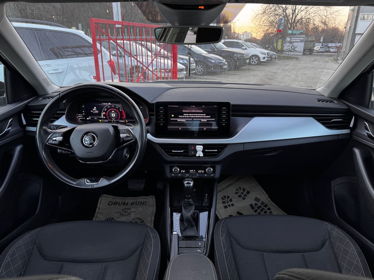 2021 Skoda Kamiq — Miniatură 8