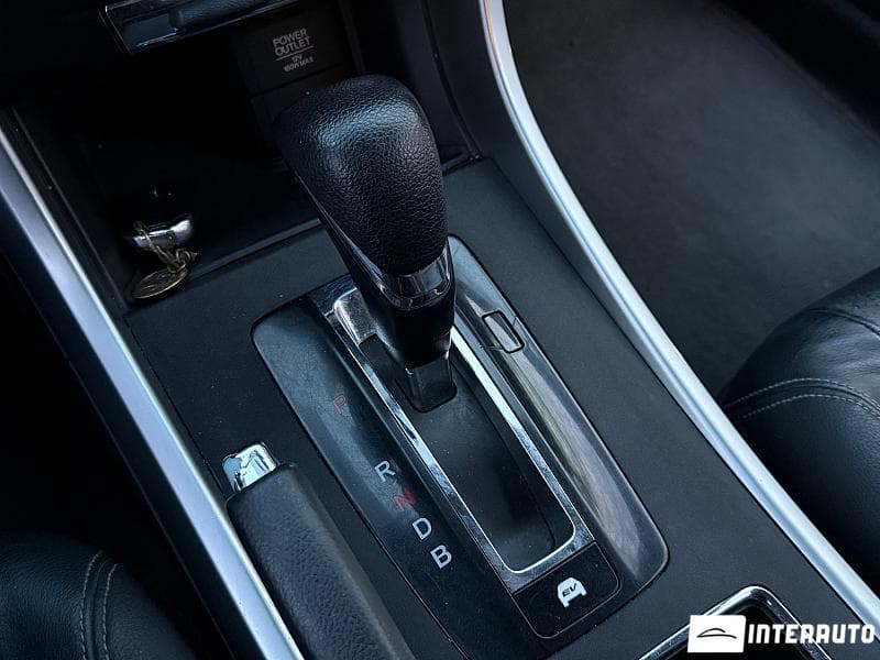 2016 Honda Accord — Miniatură 15