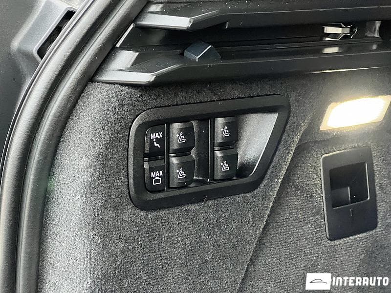 2019 BMW X7 4.0i — Miniatură 28