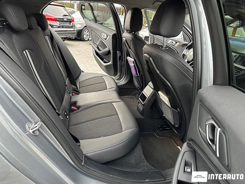 2022 BMW 118 — Miniatură 8